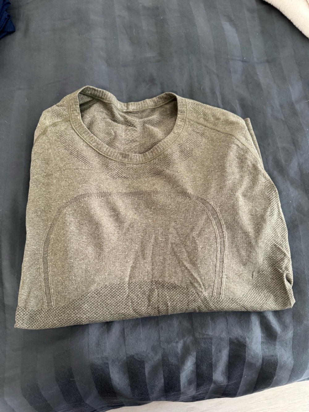 Lululemon Swiftly Tech Long Sleeve